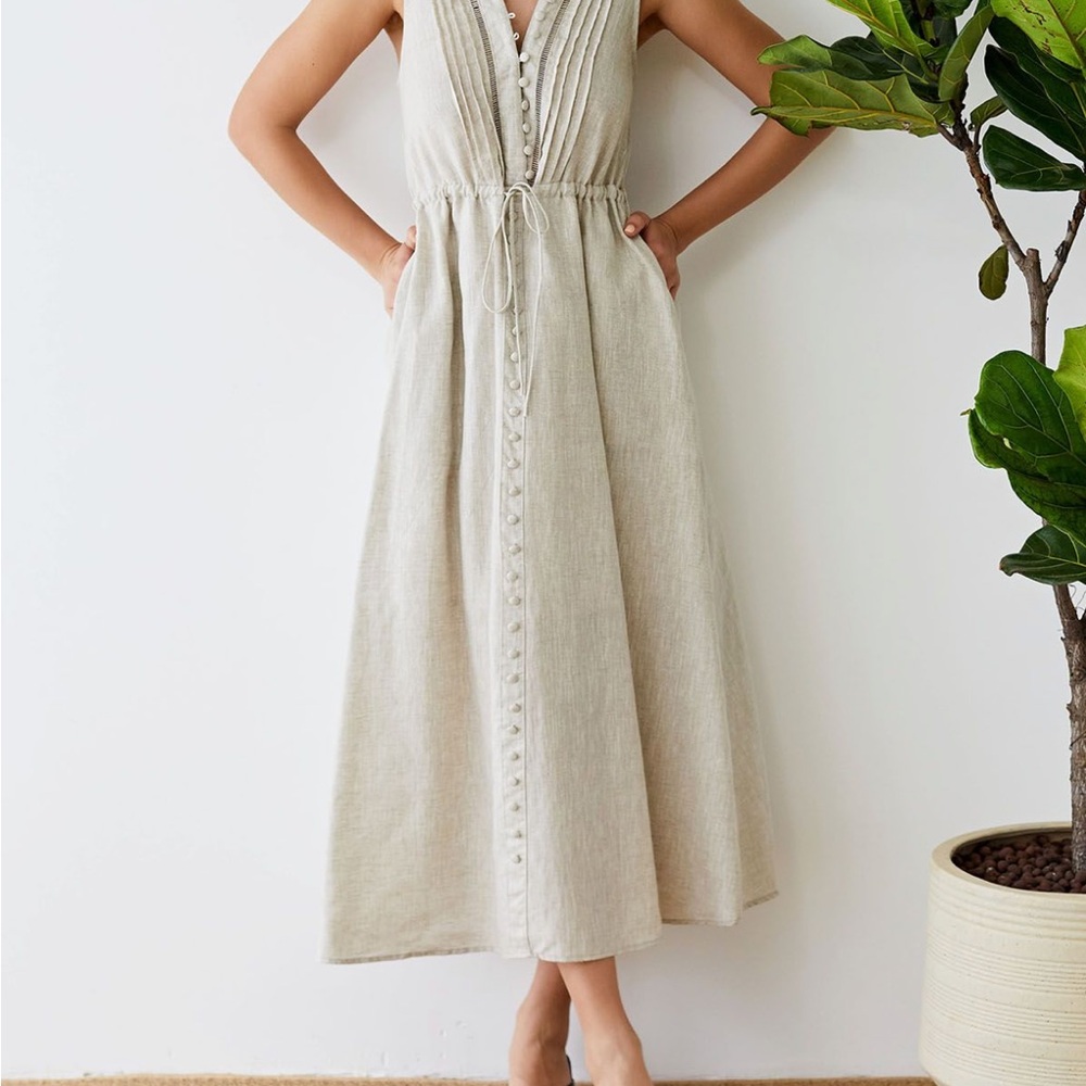 Chicwish linens dress - brand new never worn!